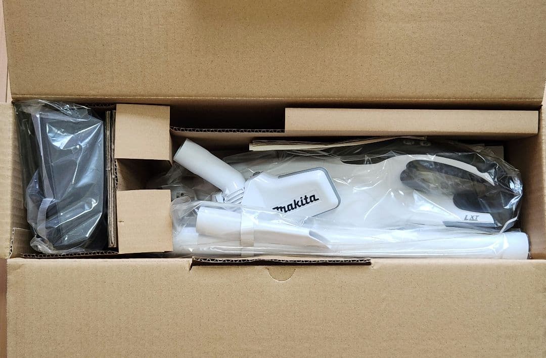 【新品未使用】 マキタ CL141FDRFW バッテリー・充電器付