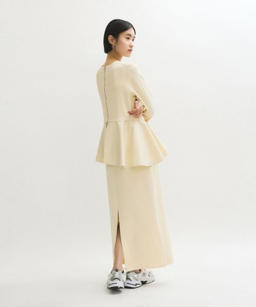 専用⭐︎週末セール！タグ無し新品⭐︎アダムエロペ⭐︎ ペプラムコンビニットワンピース