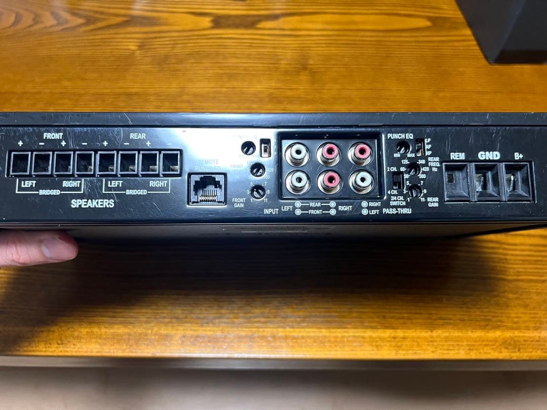 ロックフォード　T600-4 パワーアンプ