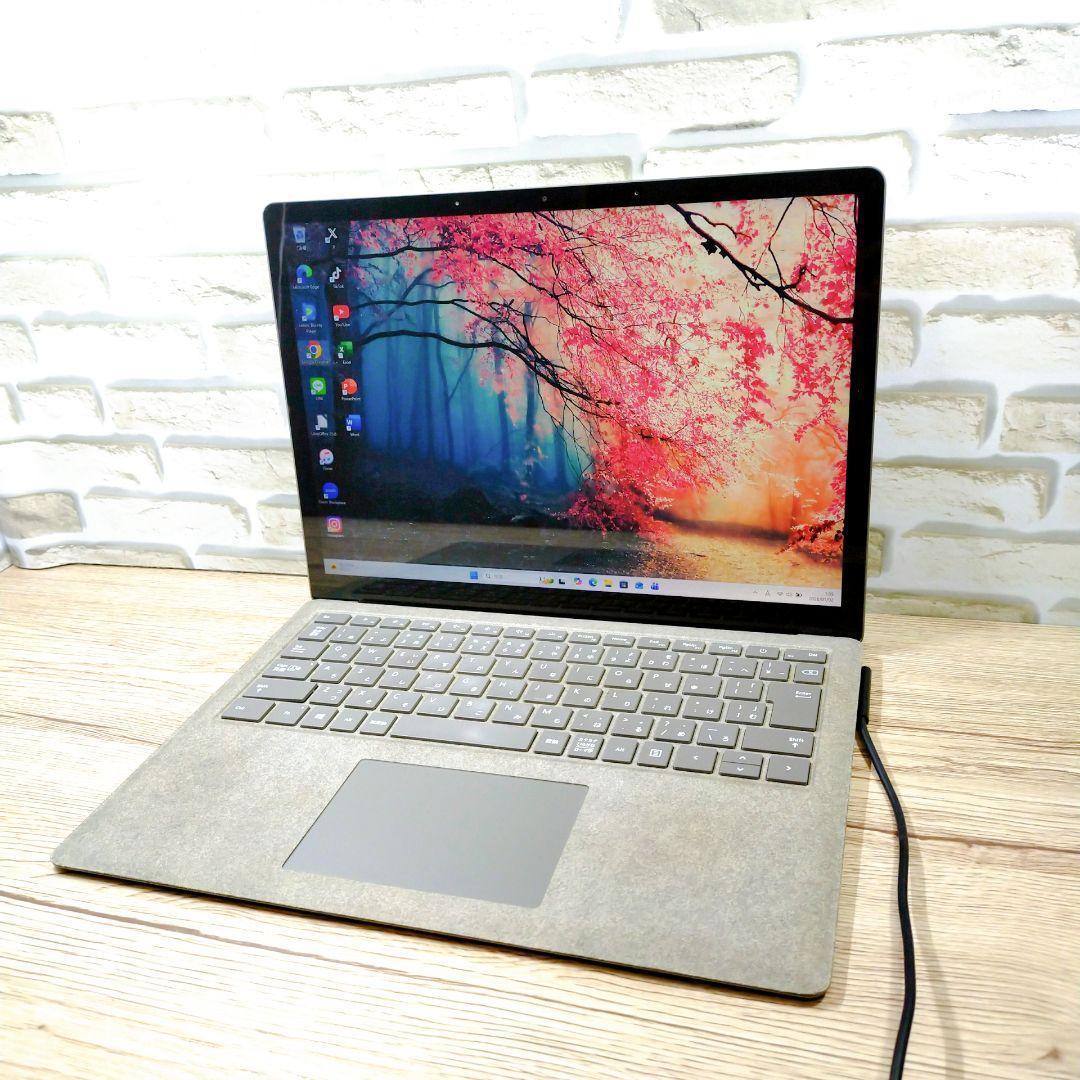 超軽量 超薄型ノートパソコン SSD256GB Windows11 カメラ付き