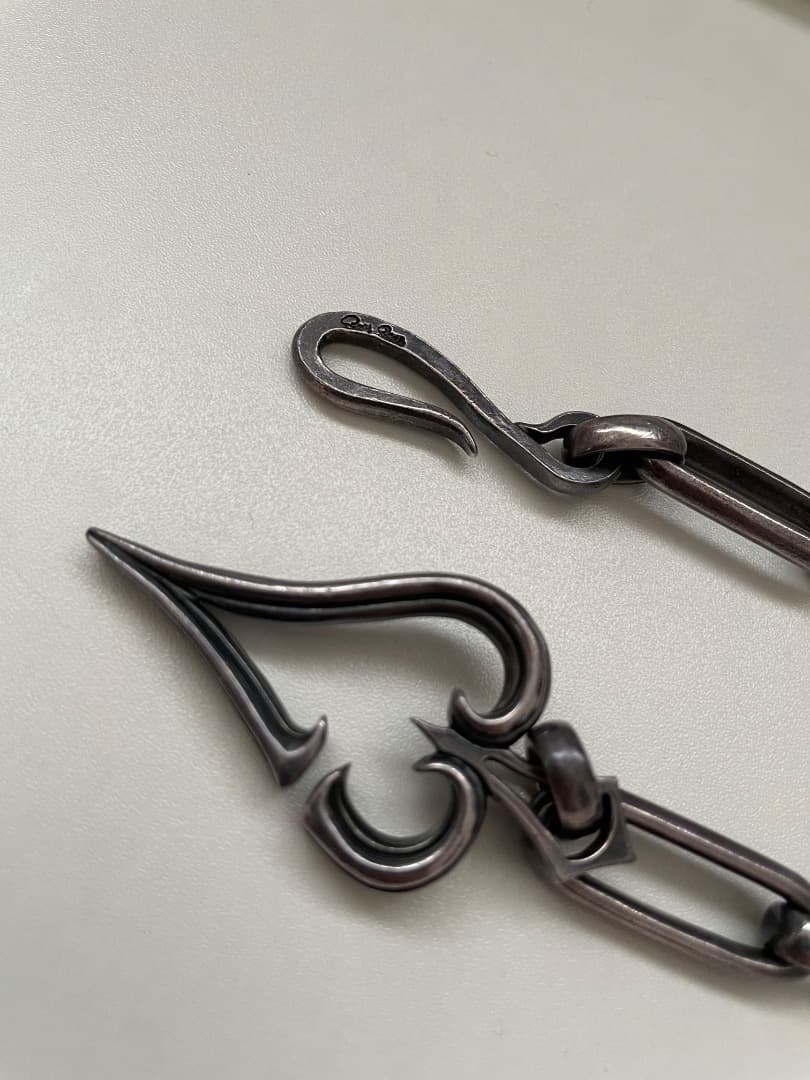 浅井健一 ウォレットチェーン