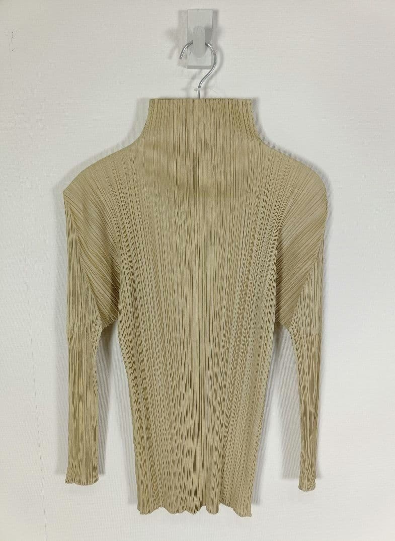 よっちゃんPLEATSPLEASE ハイネックカットソー【サイズ３ L相当