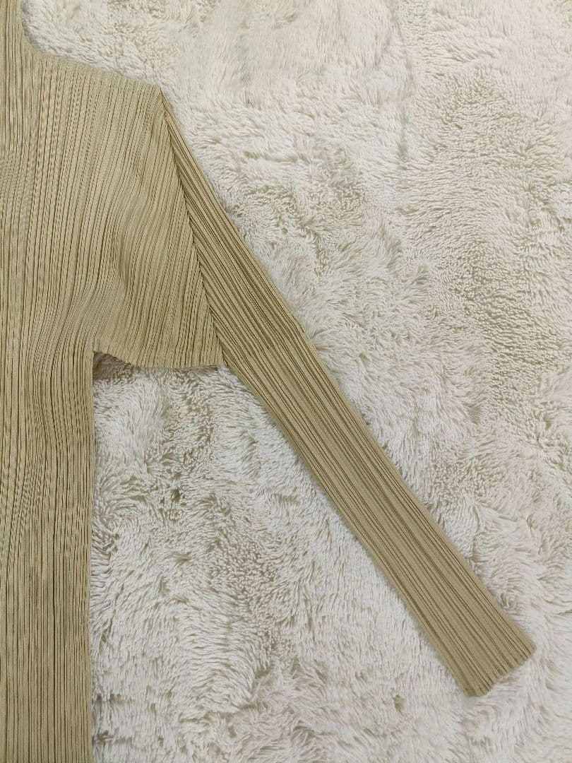 よっちゃんPLEATSPLEASE ハイネックカットソー【サイズ３ L相当