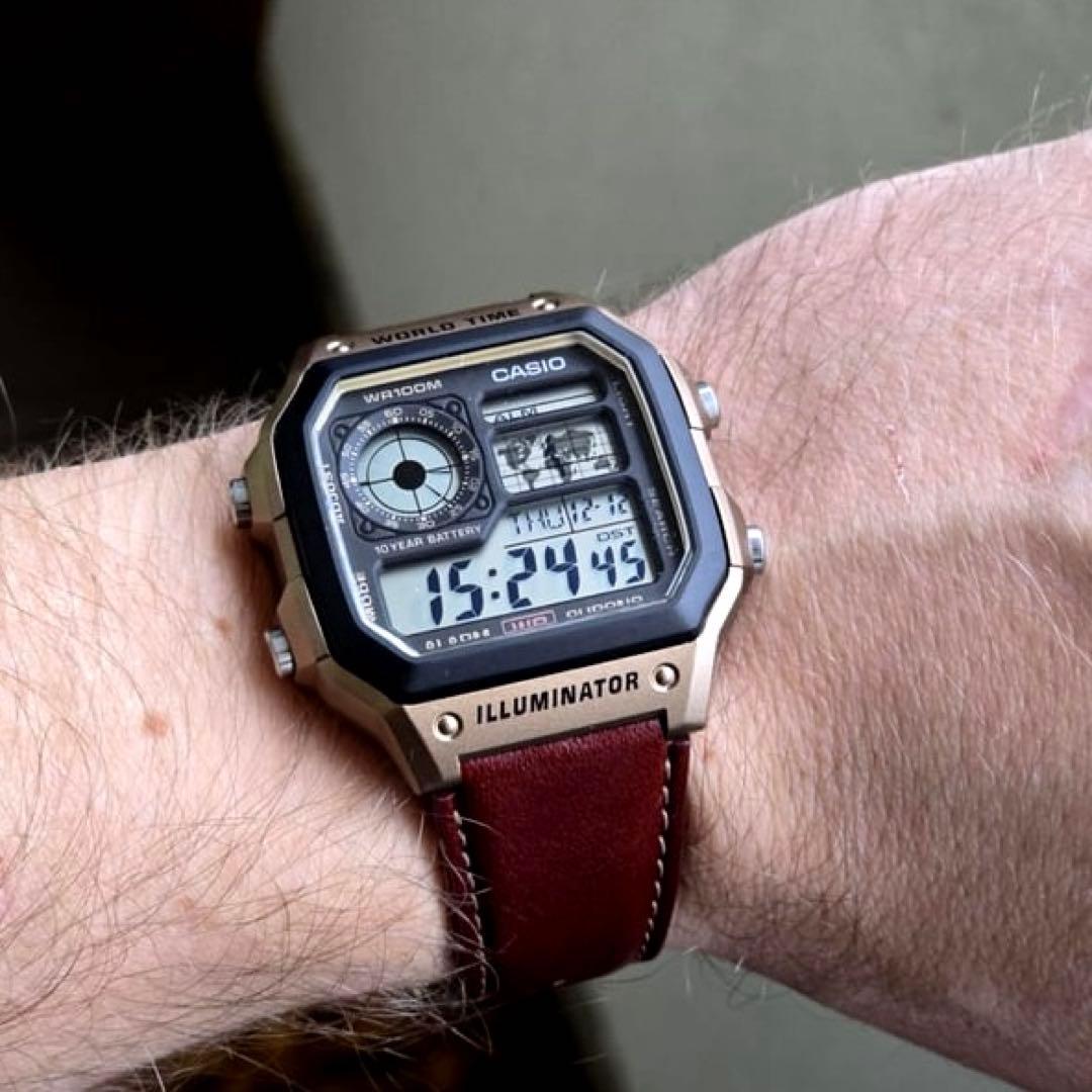 カシオ デジタル腕時計 新品　世界48都市ワールドタイム対応　国内未発売モデル