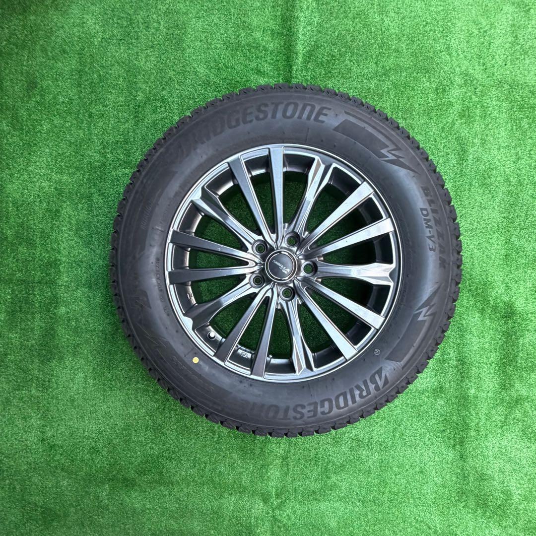 送料込24年製225/65R17ブリヂストンBLIZZAK VRX2ホイール5穴