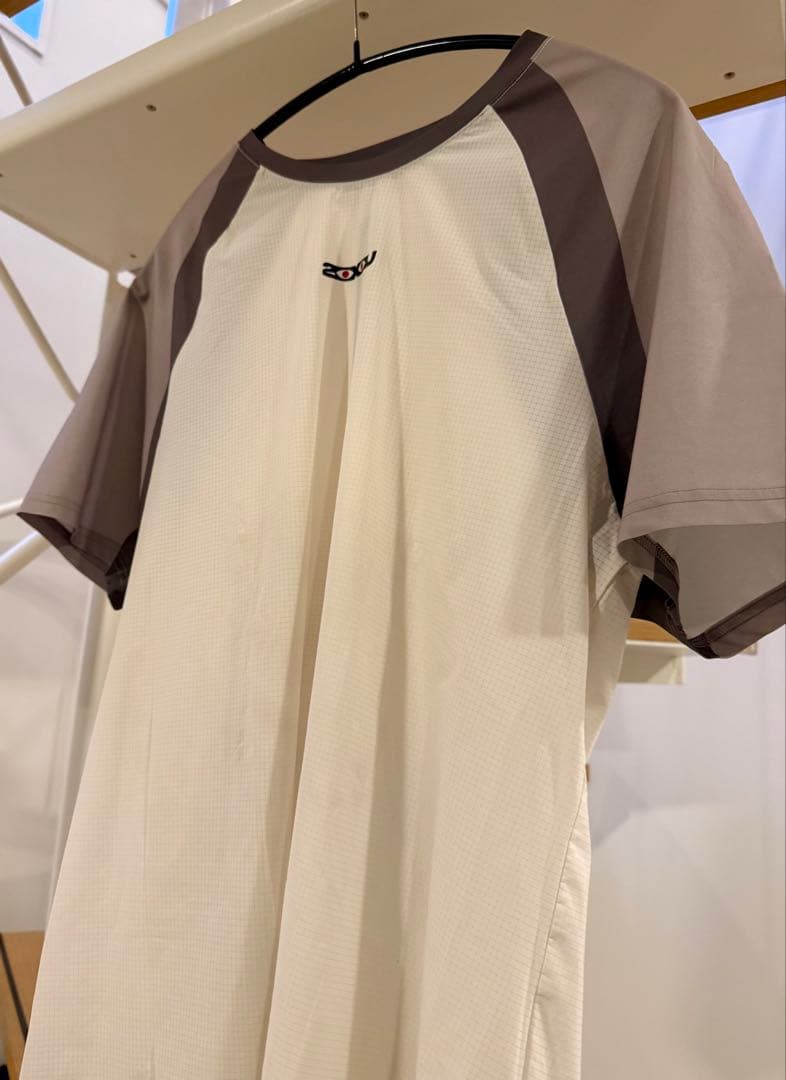 2XU x District Vision Tシャツ ショートパン セット