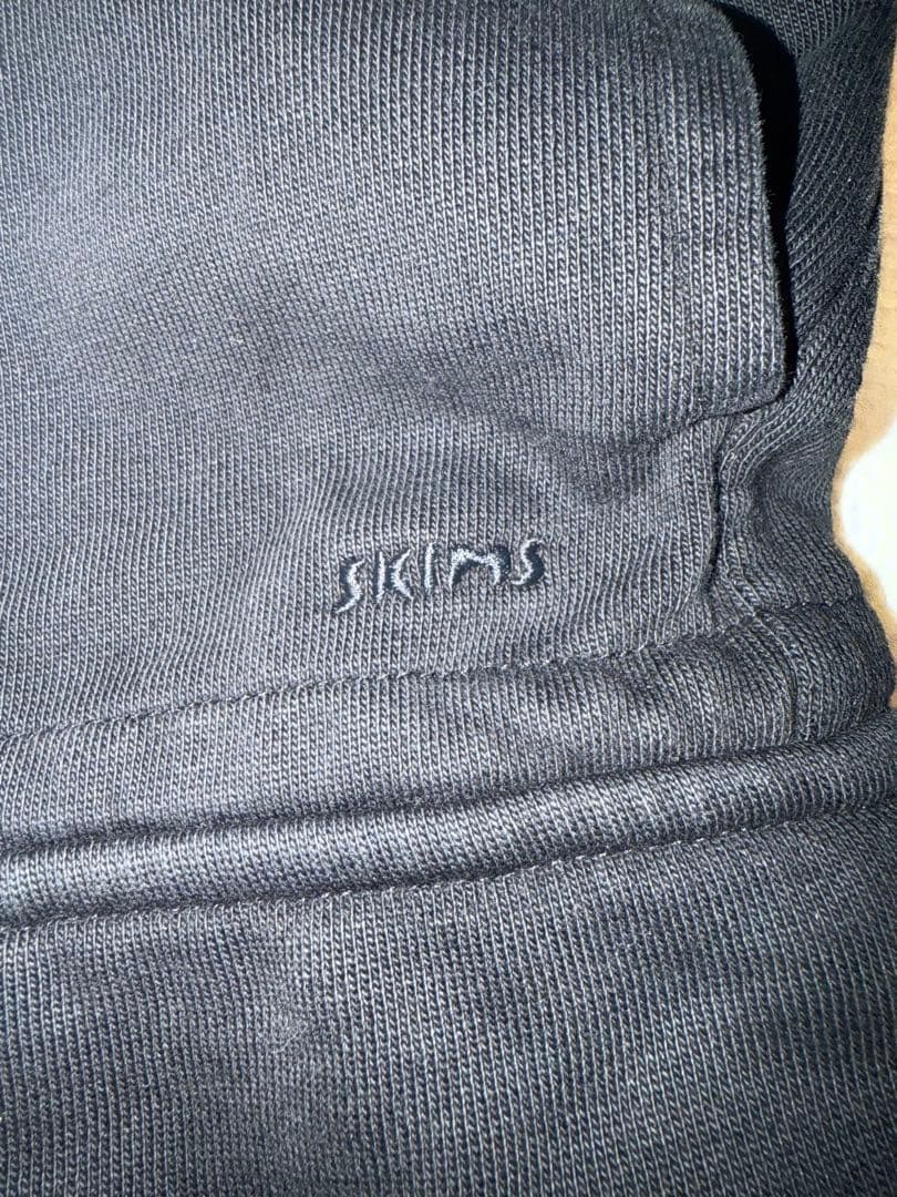 【専用】SKIMS ブラック スウェットカーゴパンツとヘアクリップ