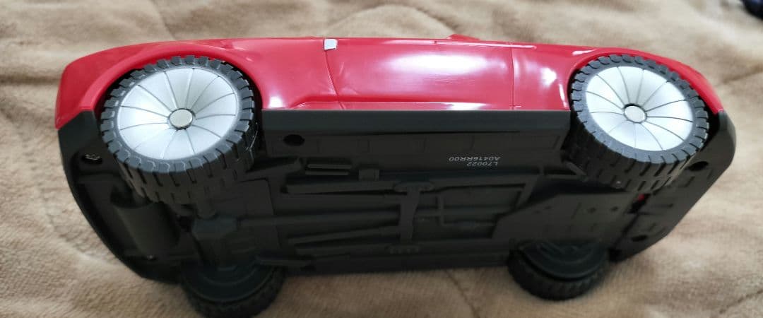 ディズニー　ズートピア　ビークル　ポリスカー　スポーツカー　パトカー