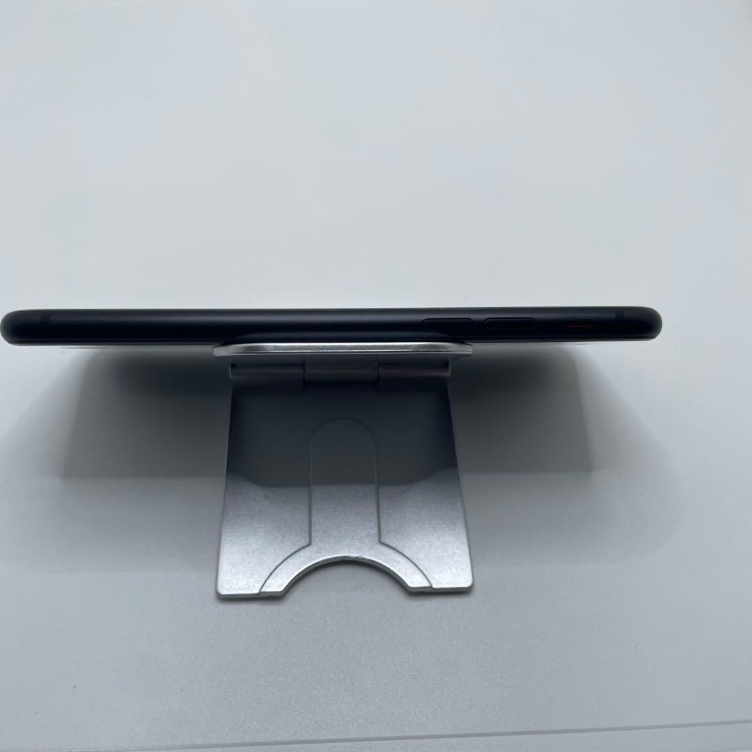 【格安美品】iPhone SE2 64GB simフリー本体 326