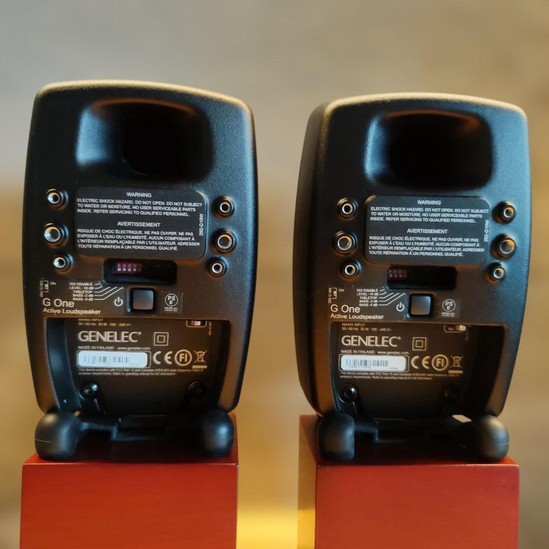 【２個セット】GENELEC ジェネレック G One アクティブスピーカー