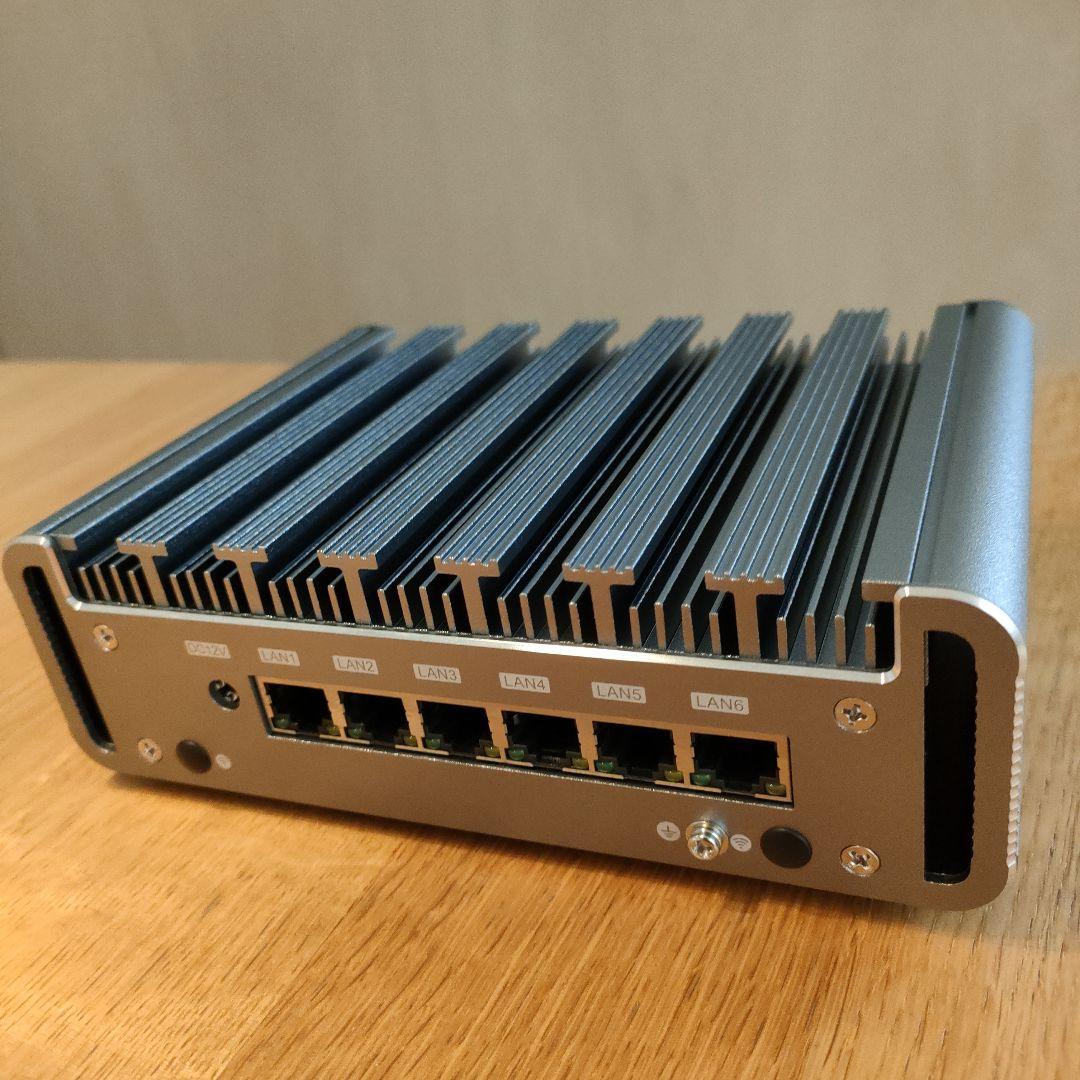 ファンレス　ミニPC　 I7-1165G7 ６LAN