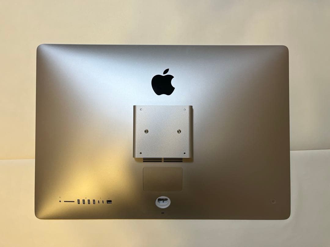 Apple iMac 2019 5K Retina VESAマウントA2115