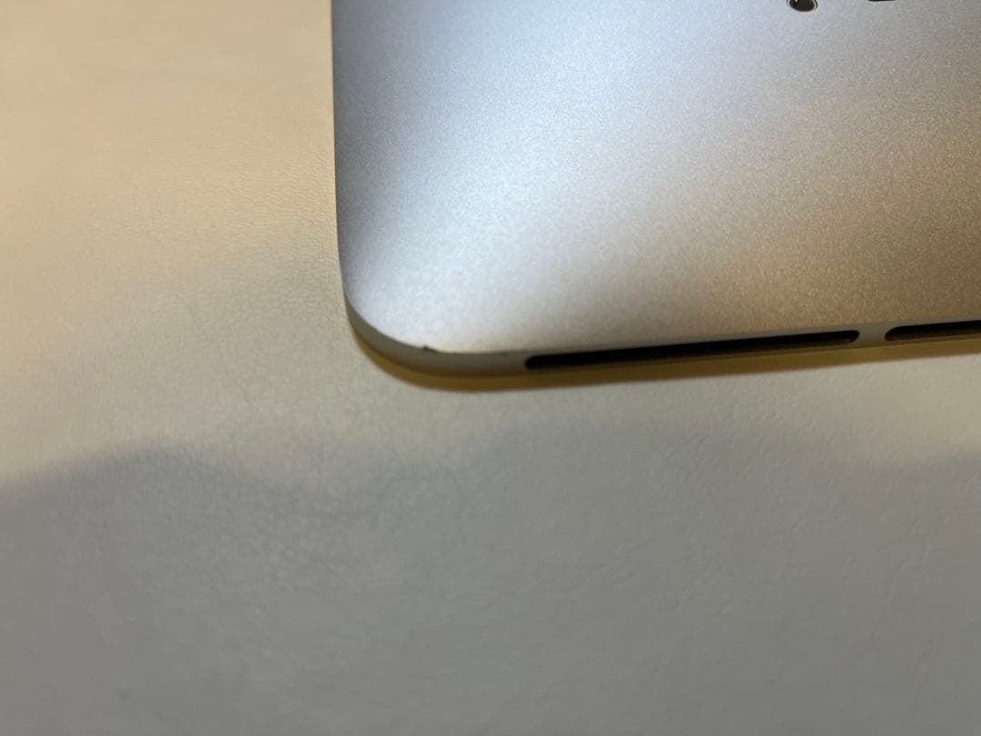 Apple iMac 2019 5K Retina VESAマウントA2115