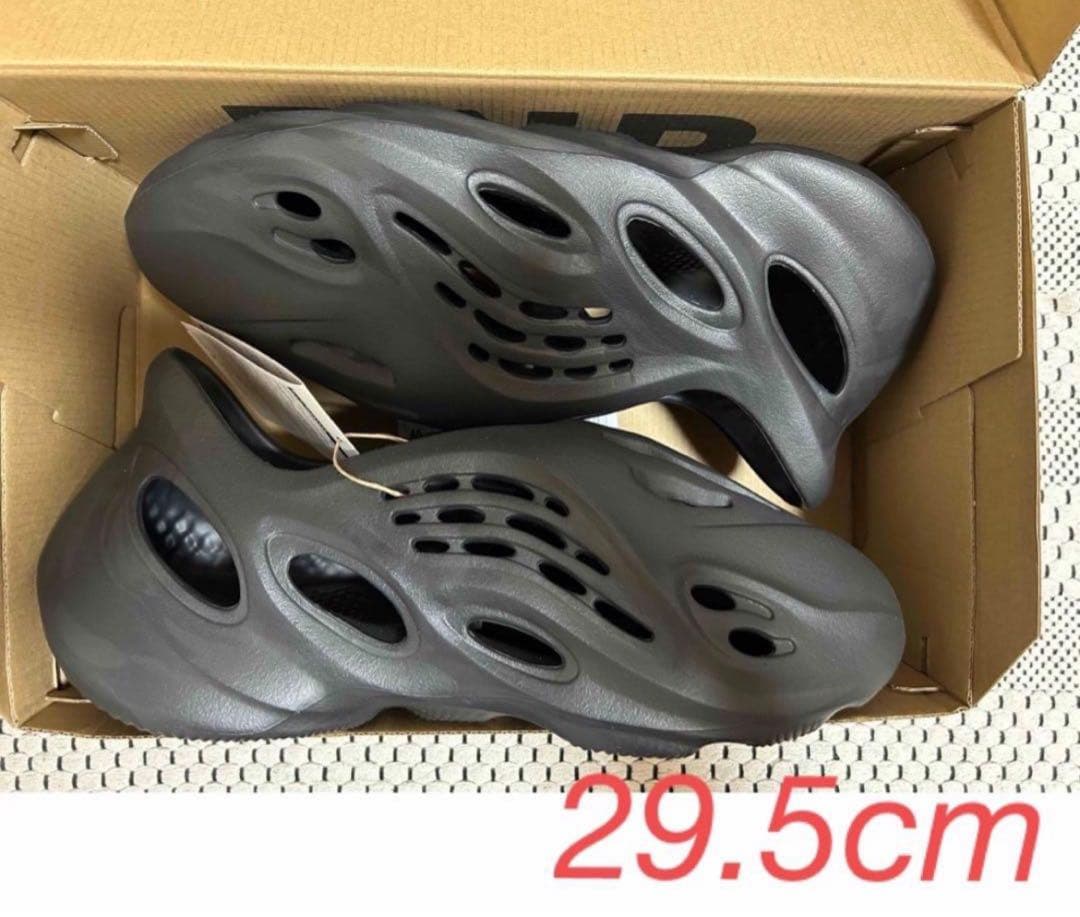 靴 adidas YEEZY Foam Runner \"Onyx\" 29.5cm