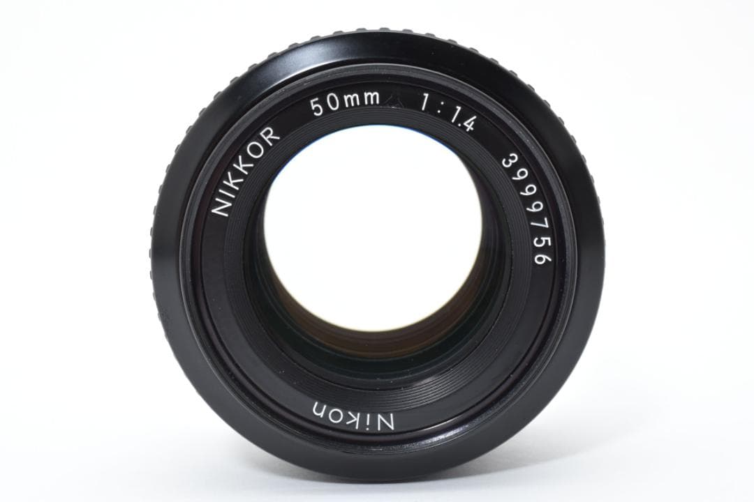 超美品 ニコン AI NIKKOR 50mm f1.4 MF レンズ　B555