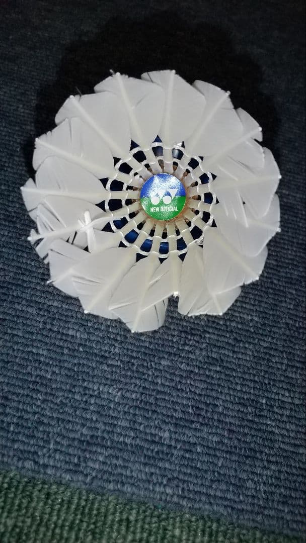 YONEXニューオフィシャル ノック用中古シャトル