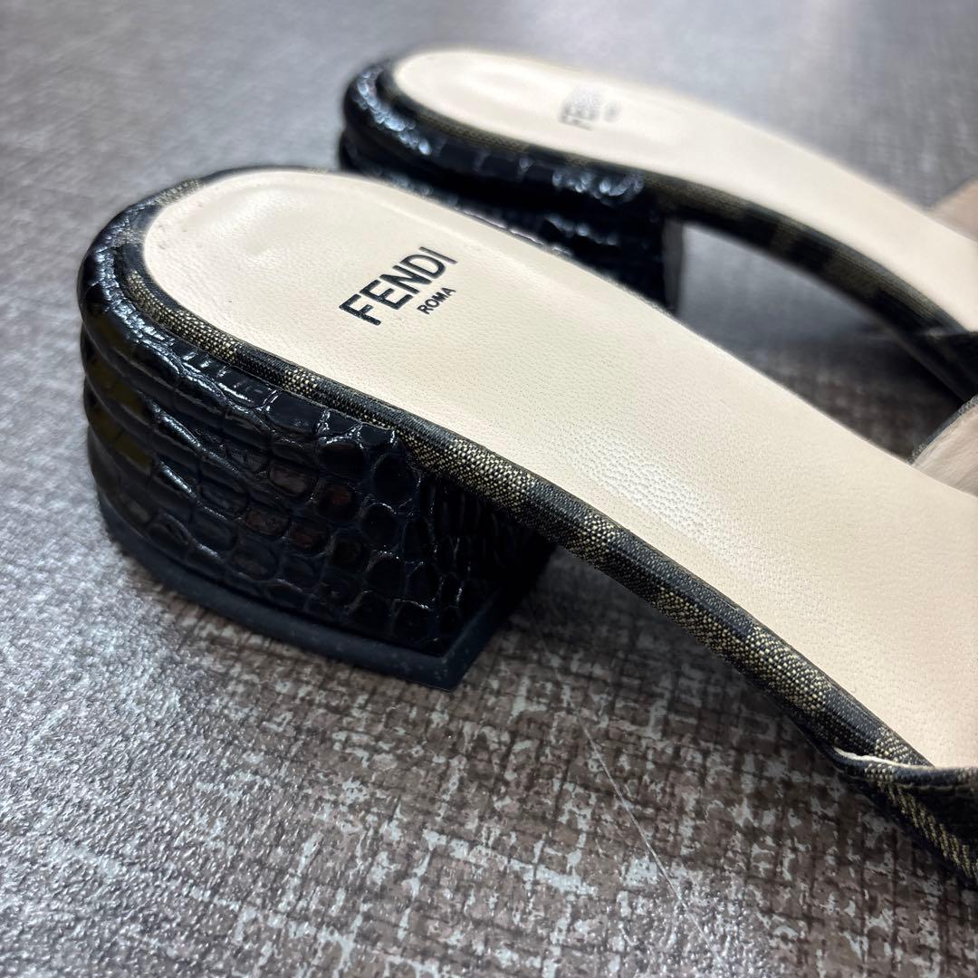 FENDI ブラウン　ミュール22.5㎝