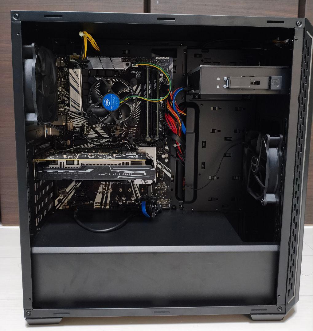 デスクトップPC　i3 8100、GTX1650搭載