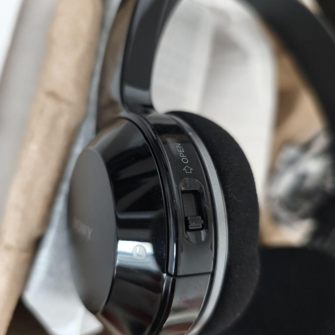 SONY MDR-IF245RK テレビの音声を聴けるワイヤレスヘッドホン