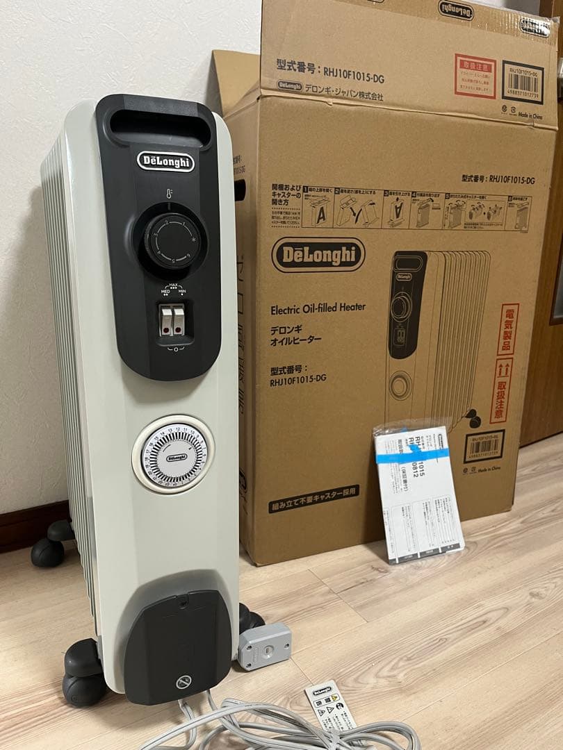 デロンギオイルヒーター　RHJ10F1015-DG 箱付き