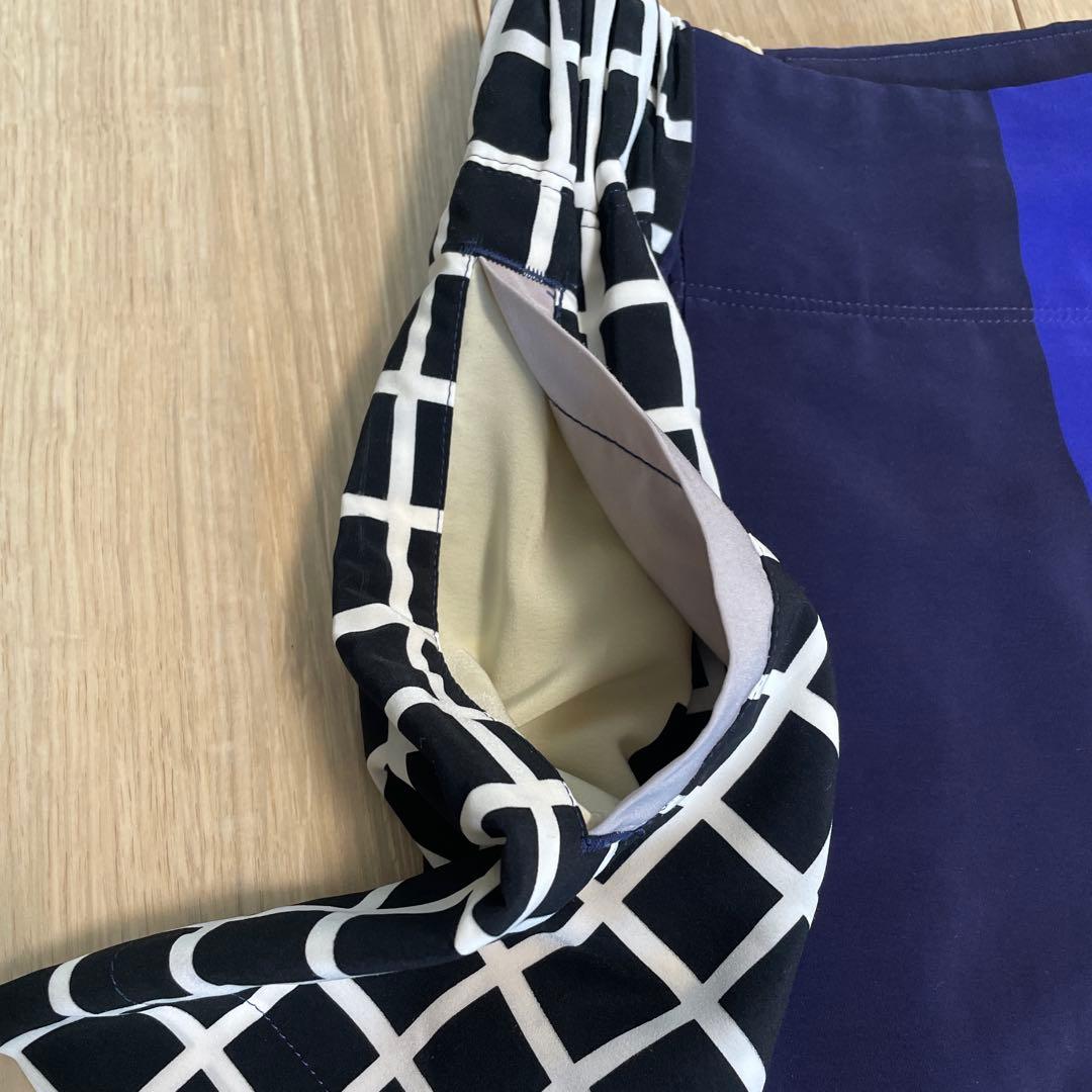 イッセイミヤケ　ショートパンツ