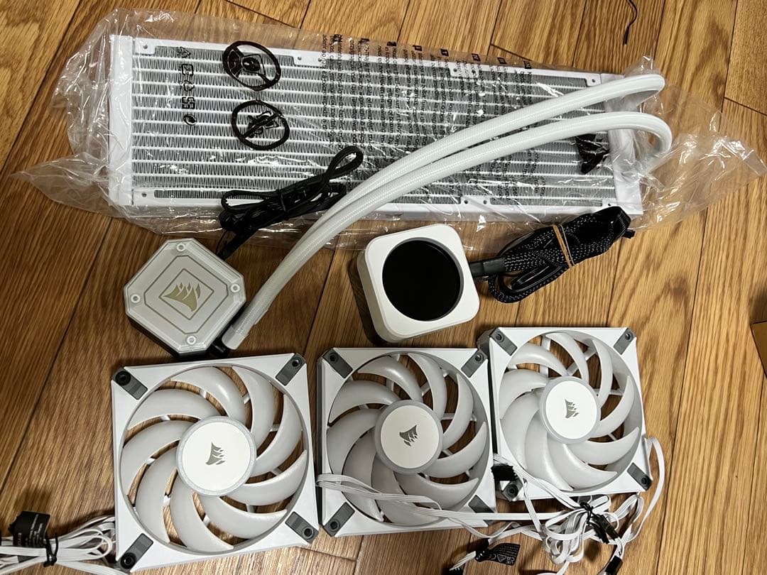 Corsair H150i Elite Capellix XT（元LCDモデル）