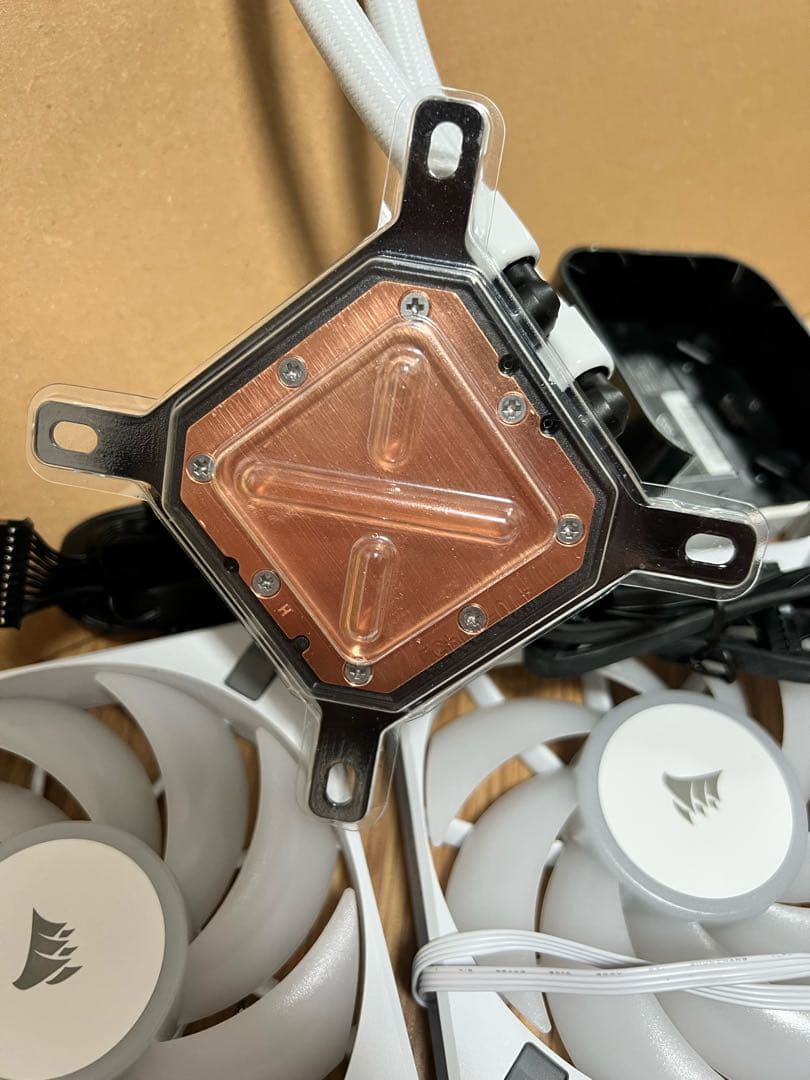 Corsair H150i Elite Capellix XT（元LCDモデル）