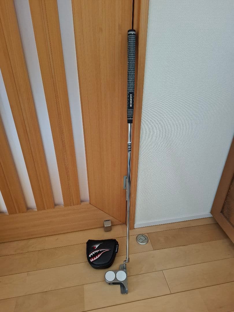 ODYSSEY 2-ball BLADE パター