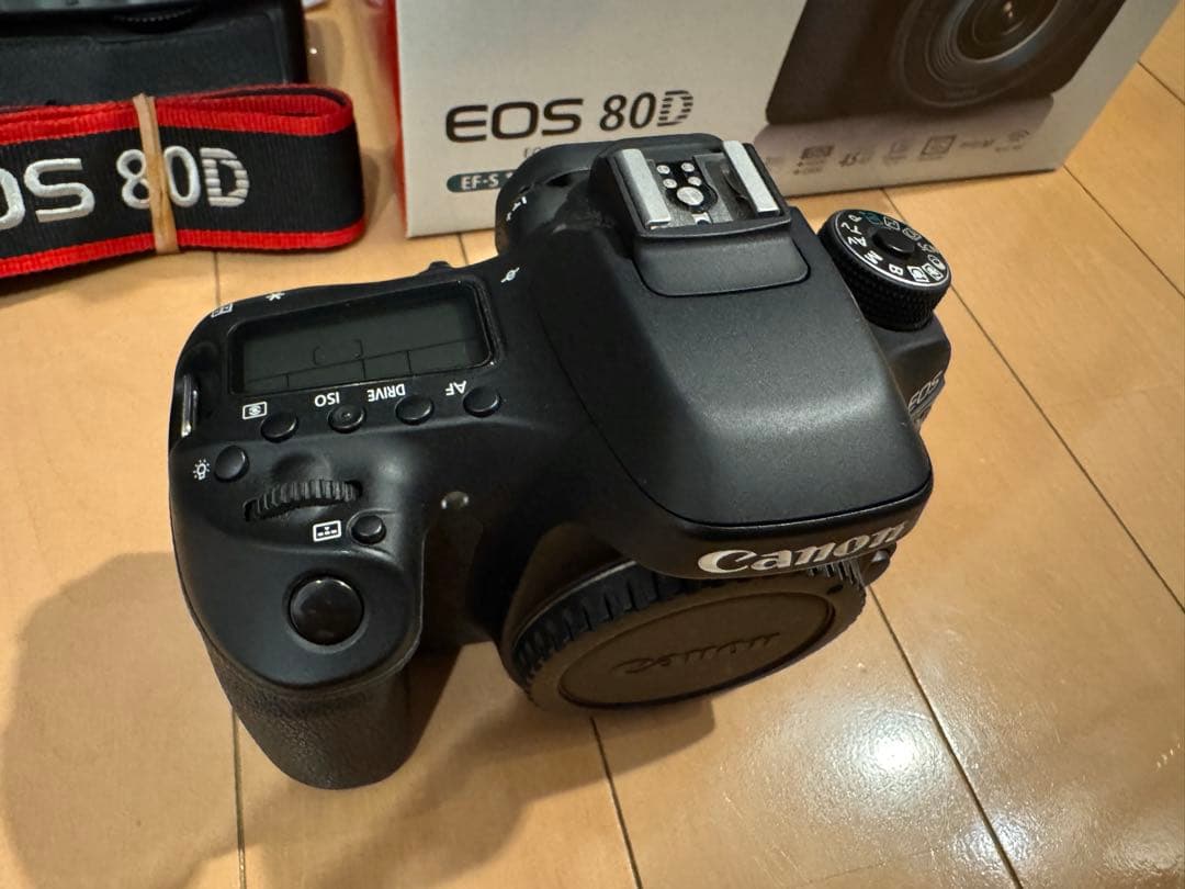 Canon EOS 80D デジタル一眼レフEF-S 18-135mm