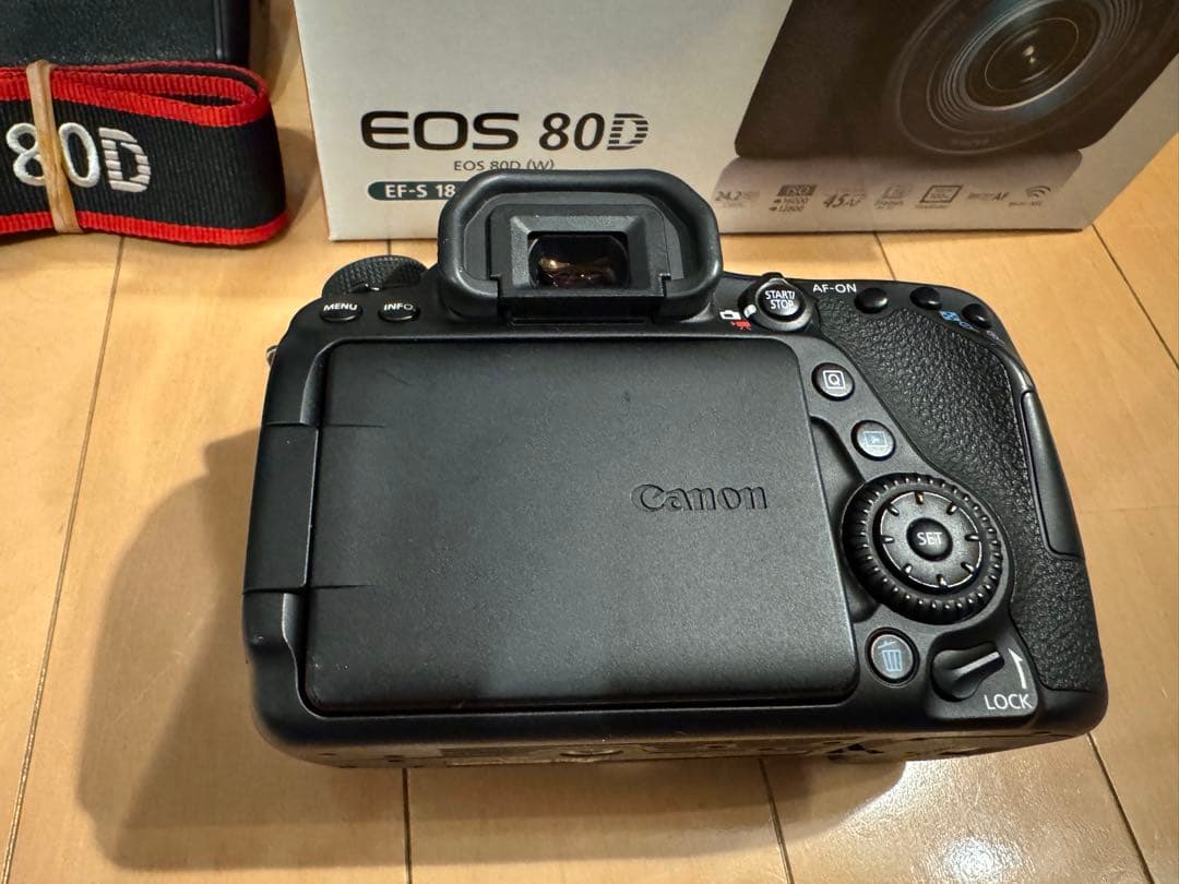 Canon EOS 80D デジタル一眼レフEF-S 18-135mm