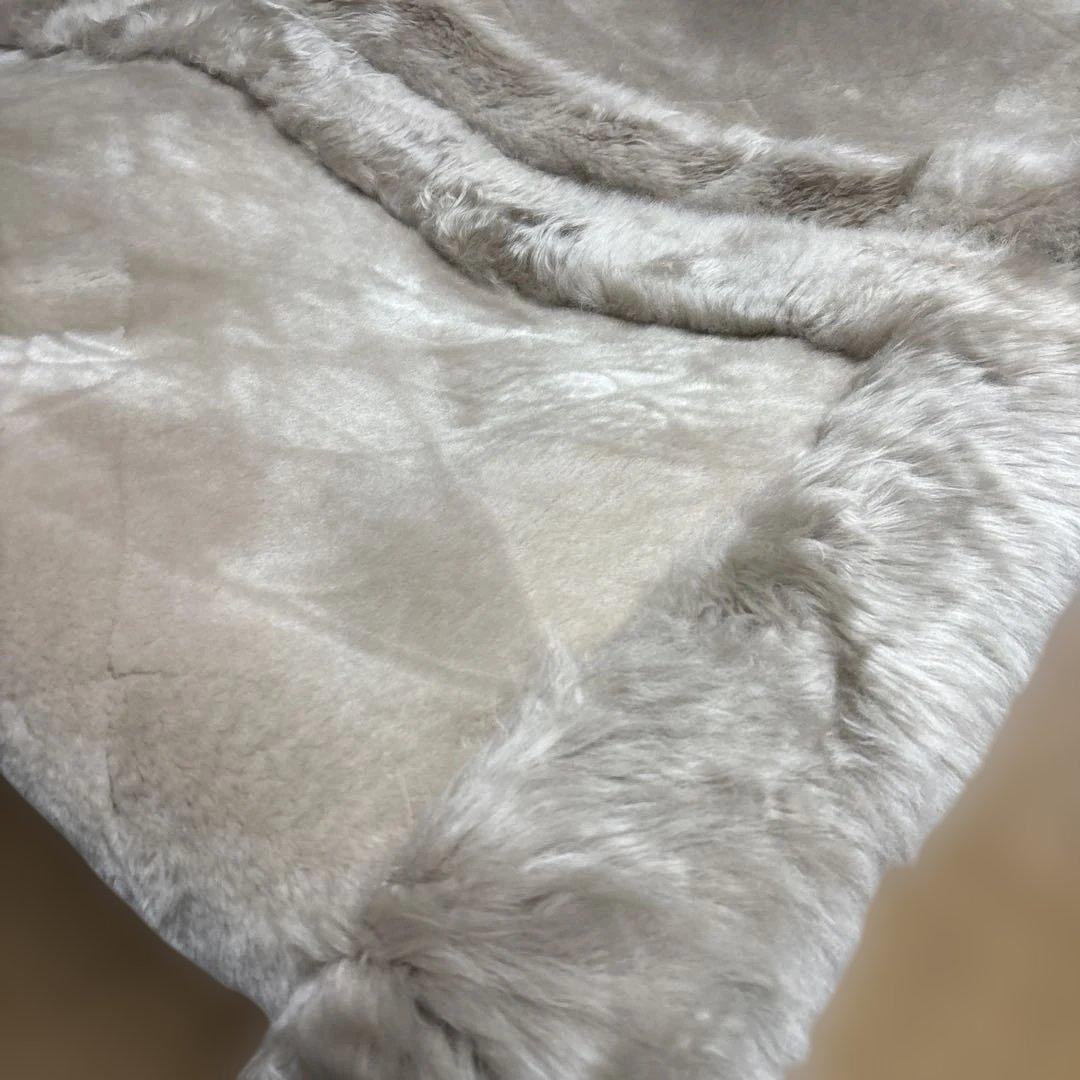 最後の１枚　最終処分価格　ムートンシーツ羊毛皮 ベージュ系 ダブルサイズ