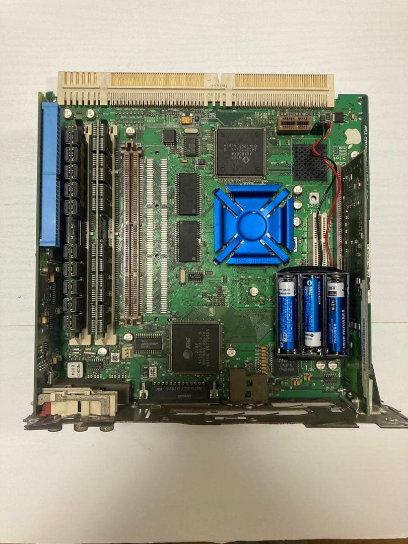 Macintosh Color Classic PowerMac化改造済
