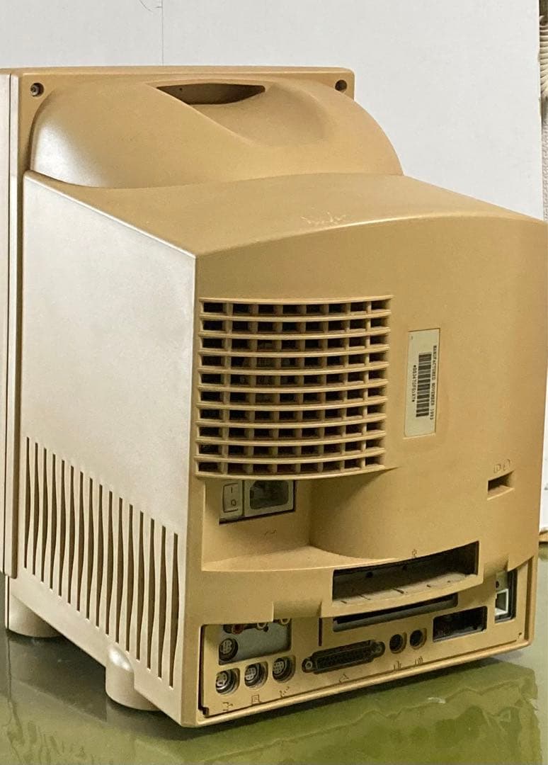 Macintosh Color Classic PowerMac化改造済