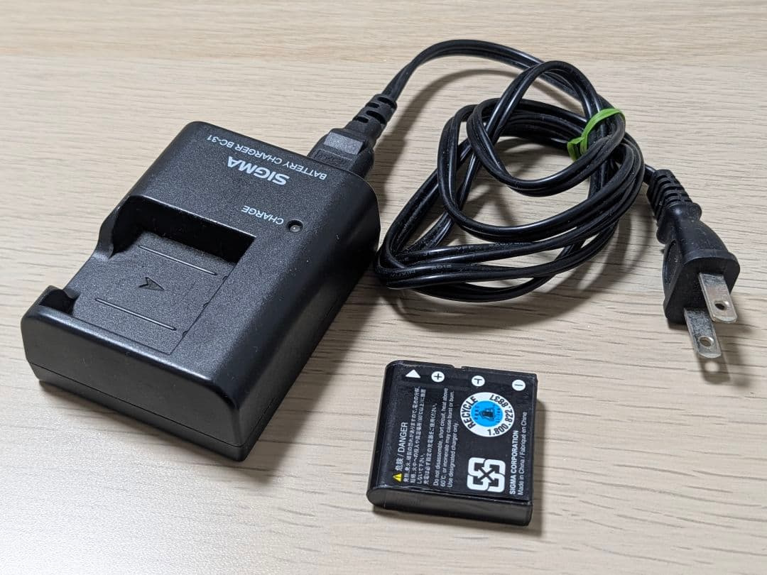 Sigma DP1 超接写セット　高級コンパクトデジタルカメラ