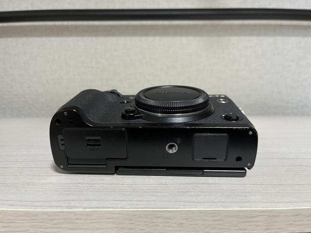 シャッター回数21枚！ フジフイルム X-T3 ボディ ブラック