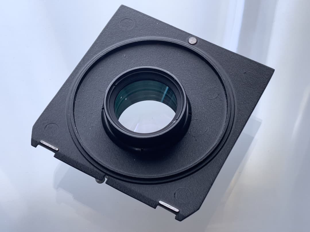 d*5様 大判レンズ ニッコールM 300mm F9 絞り羽7枚