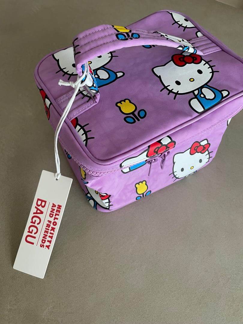 【日本未入荷】ハローキティ BAGGUバニティポーチ　サンリオ