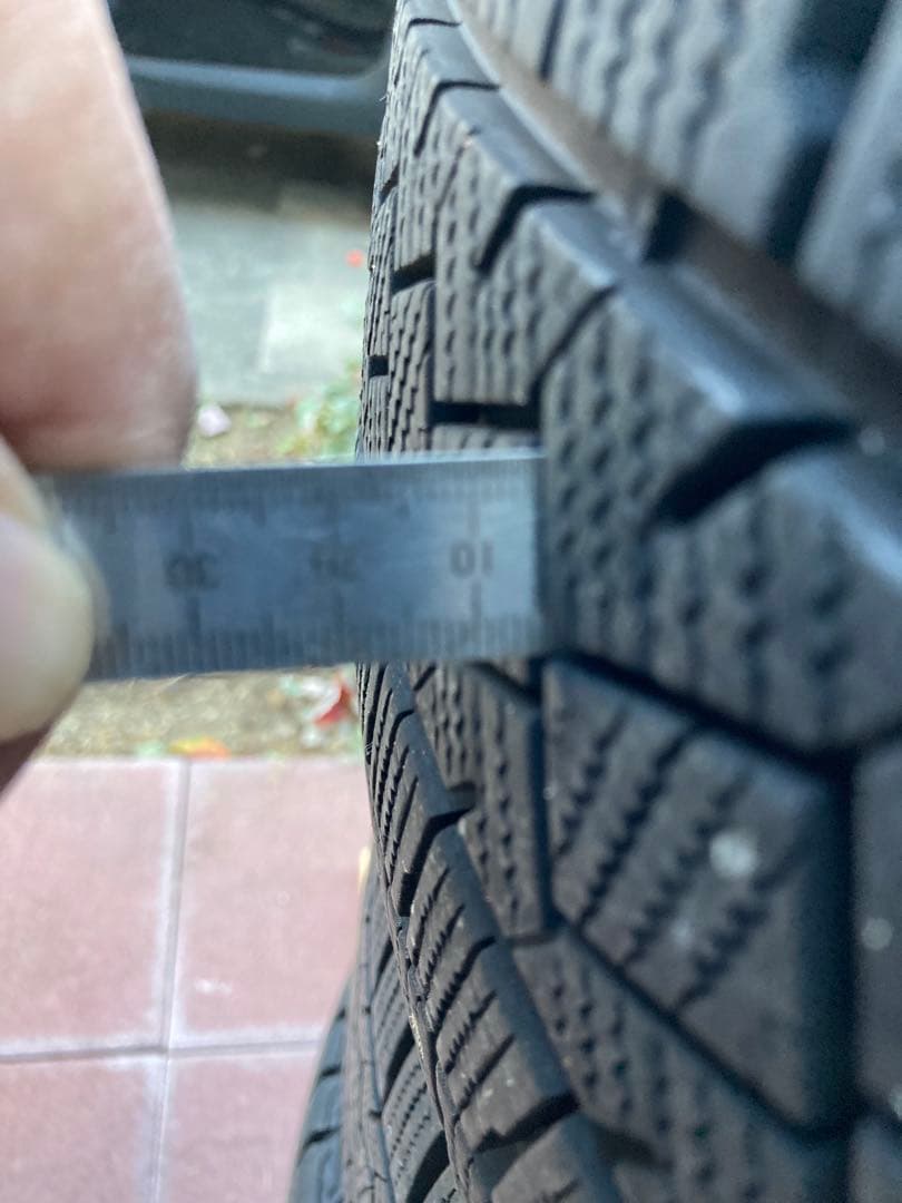 ベンツAクラス　16インチ純正アルミ➕2023年スタットレスタイヤ4本セット