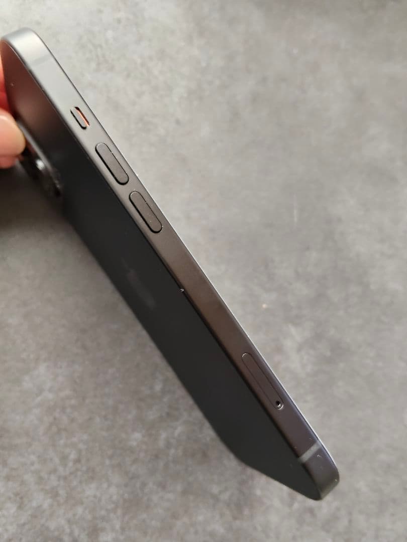 【最終値下げ】iPhone15 128GB【2025年9月製】電池容量100％