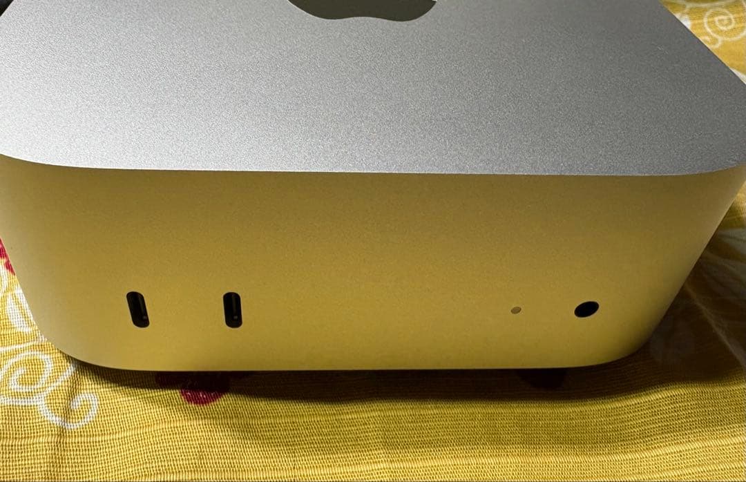 Mac mini M4 512ギガ /メモリ16ギガ