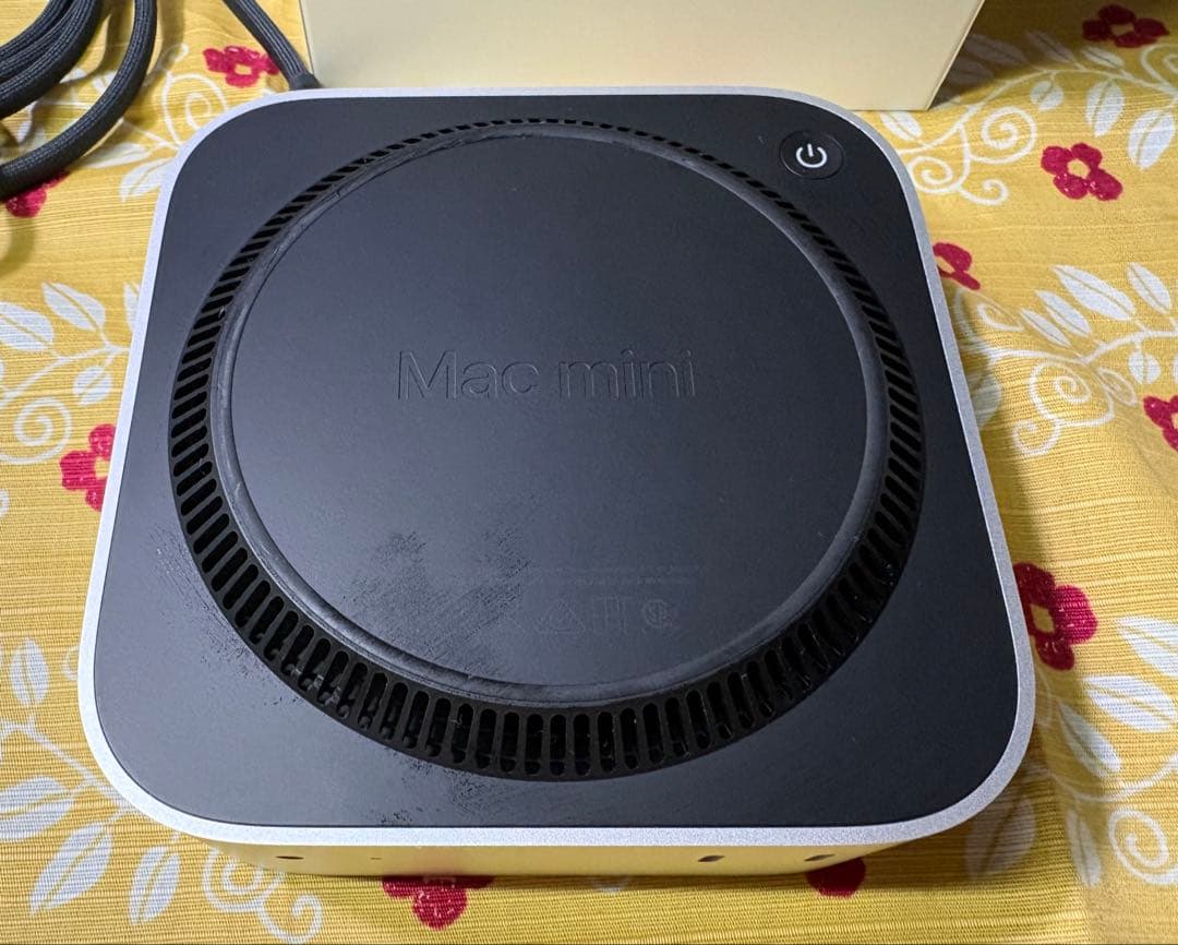 Mac mini M4 512ギガ /メモリ16ギガ