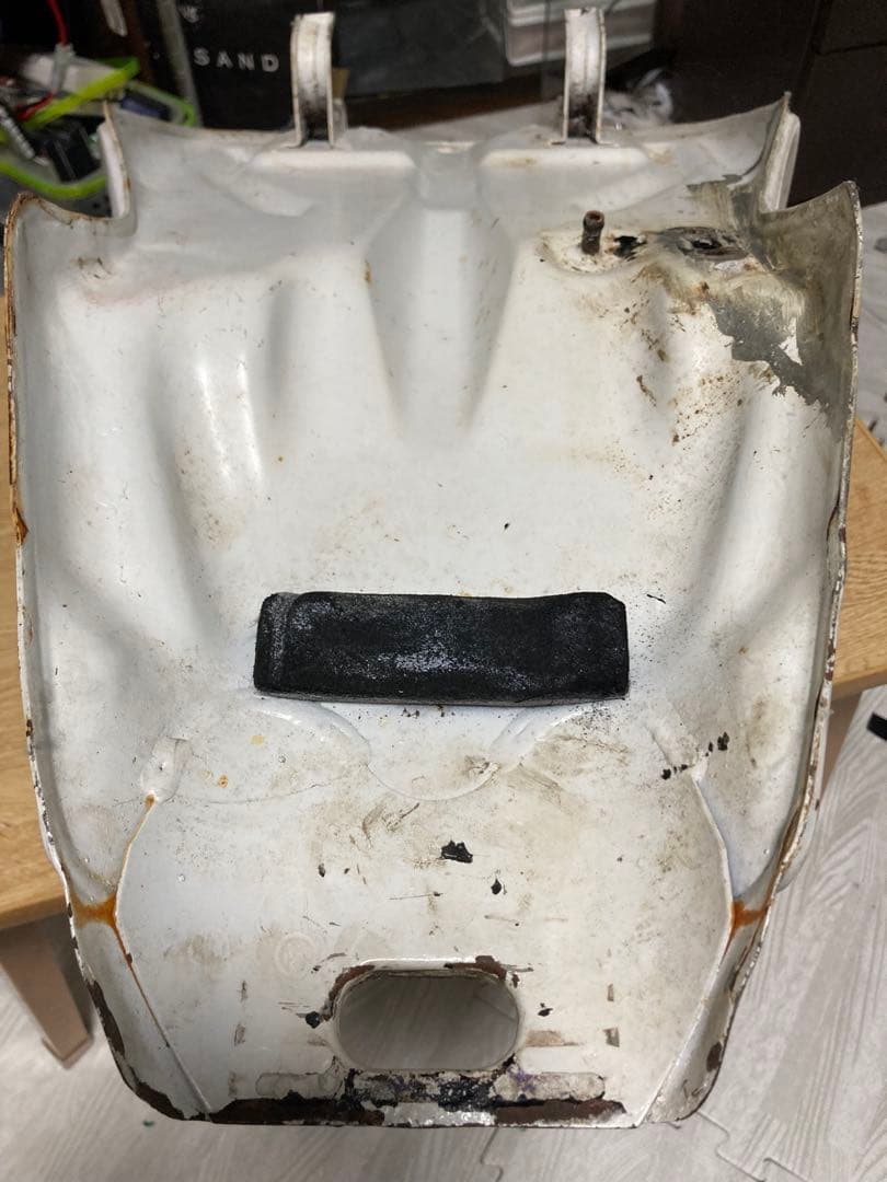 R1-Z 3XC 錆び止め施工済み　ガソリンタンク