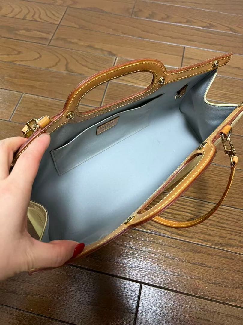 Louis Vuitton ハンドバッグ