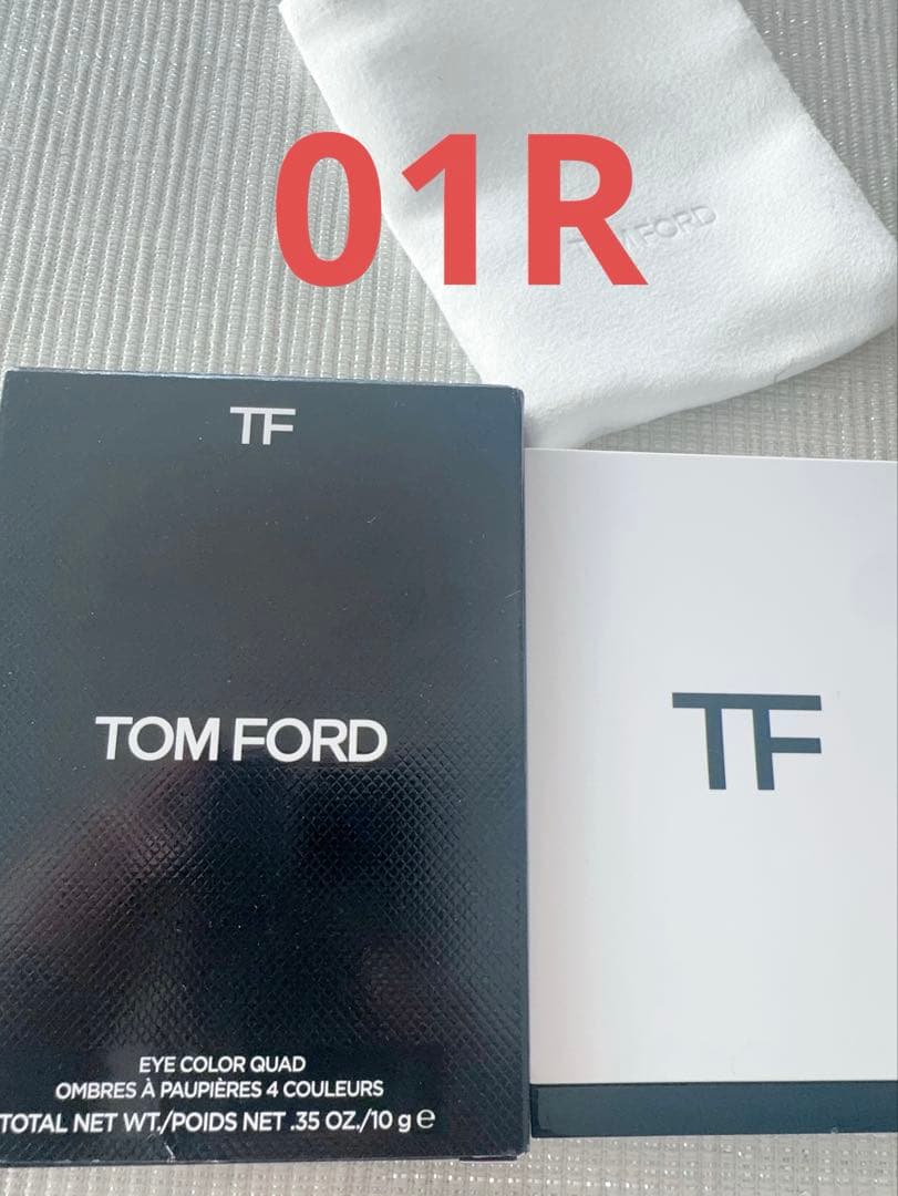 TOM FORD アイカラークワッド限定品01Rローズティーズ