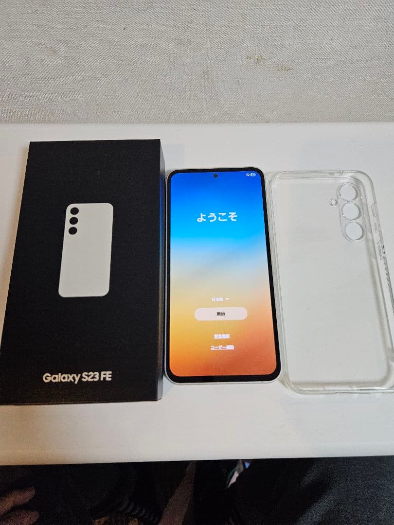 Galaxy S23 FE 256GB SCG24 保護フィルム新品、ケース付き