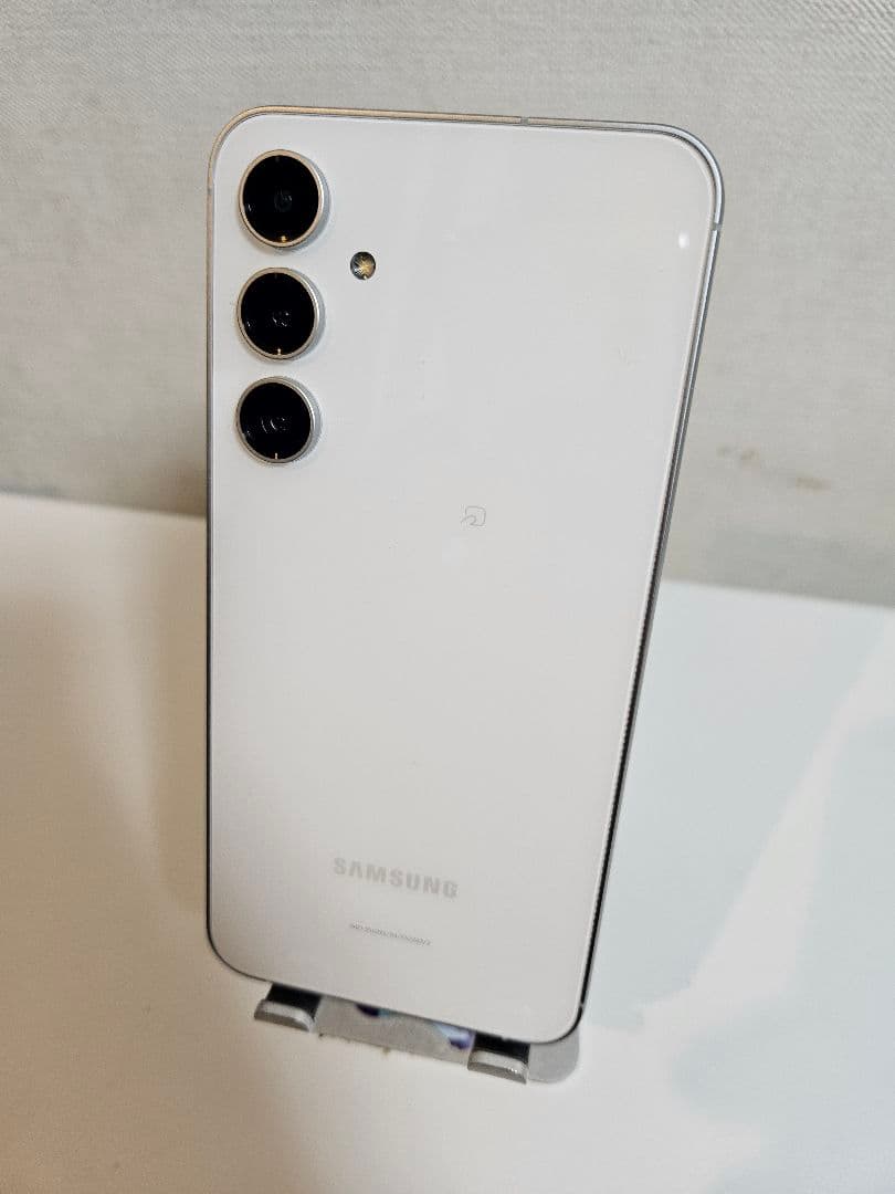 Galaxy S23 FE 256GB SCG24 保護フィルム新品、ケース付き