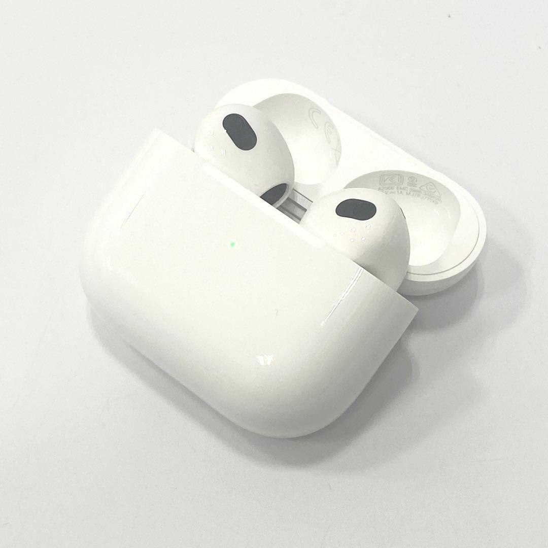 【美品】AirPods 第3世代 純正品 APPLE MME73J/A ホワイト