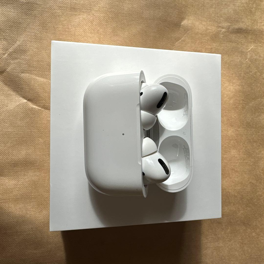 Apple MLWK3J/A　AirPodsPro(第1世代)MagSafe対応