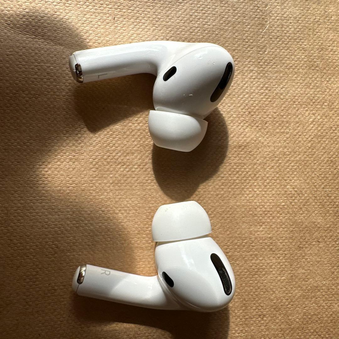 Apple MLWK3J/A　AirPodsPro(第1世代)MagSafe対応