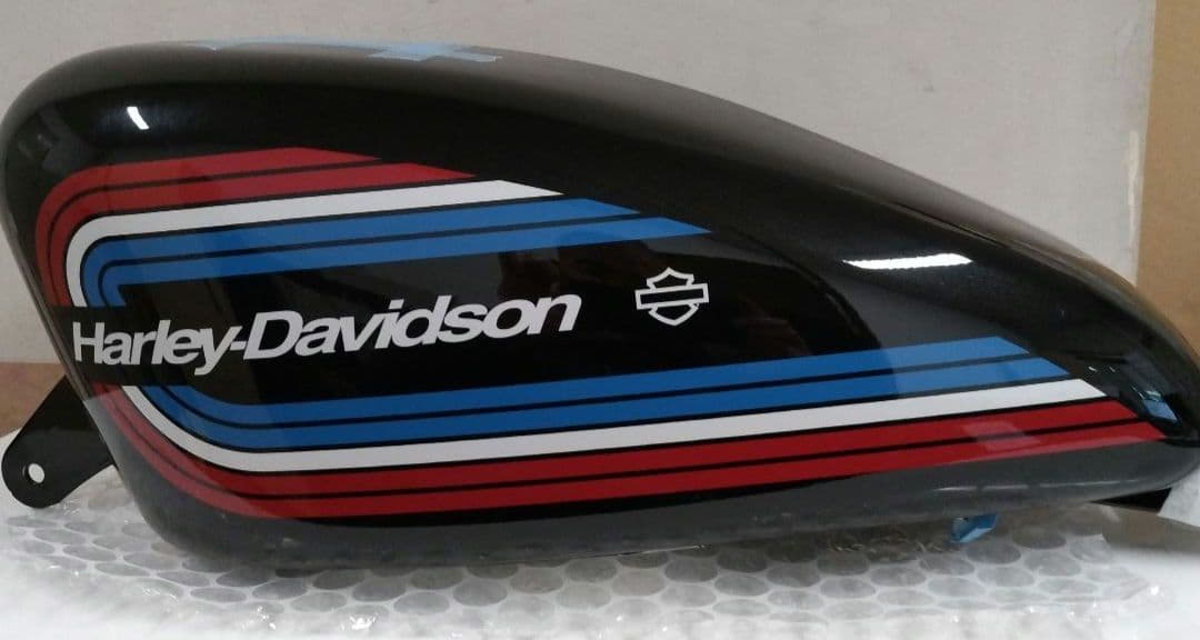 美品　ハーレー純正タンク　XL1200NS　アイアン